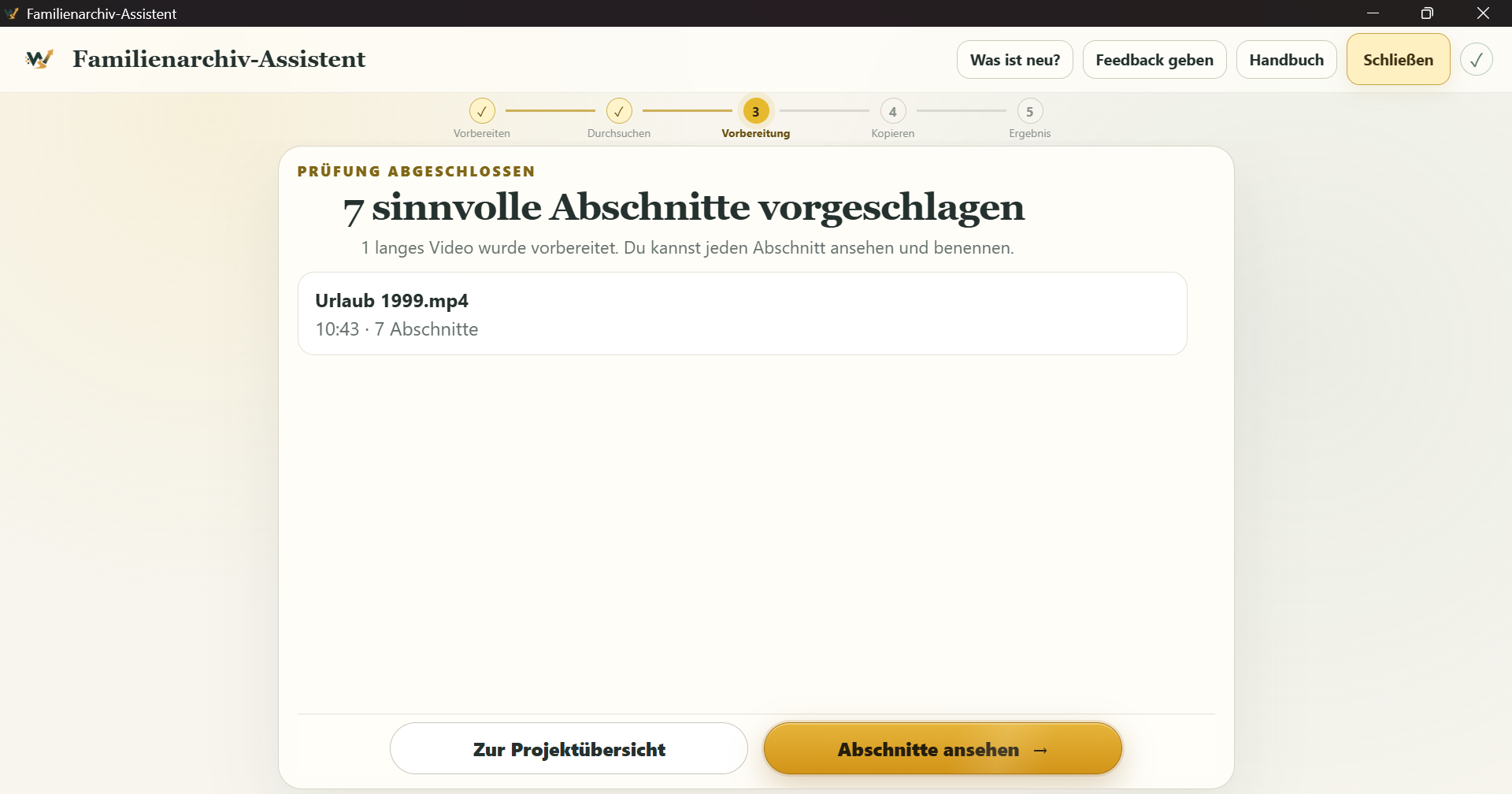 Ansicht mit sieben vorbereiteten Abschnitten für ein fiktives langes Urlaubsvideo.